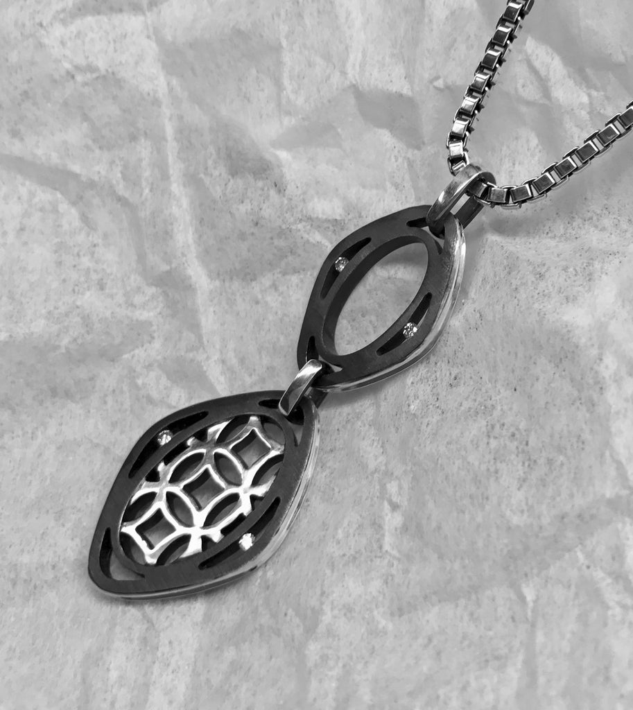 SS4832D/O TAO Motif Pendent, Viewpoint Eclipse Collection